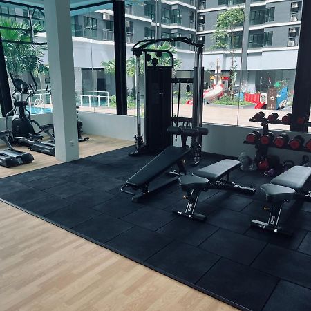 Maxim 2 Bedrooms Mrt Station Cheras Kuala Lumpur Homestay מראה חיצוני תמונה