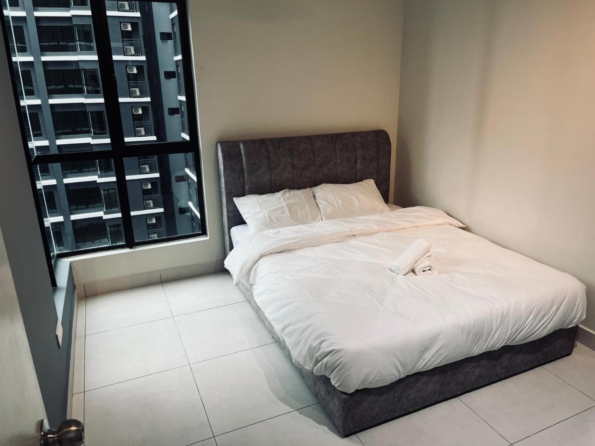 Maxim 2 Bedrooms Mrt Station Cheras Kuala Lumpur Homestay מראה חיצוני תמונה